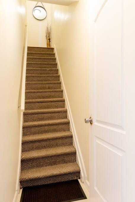 Zen Retreat Apartment นิวยอร์ก ภายนอก รูปภาพ